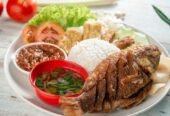 Ayal Alfareej restaurant for all kind of fish with rice meal